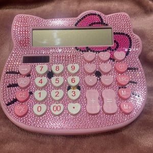 Hello Kitty Calculator